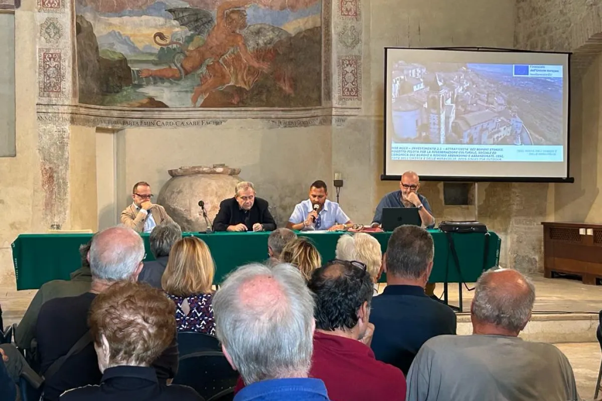 L'incontro pubblico all'auditorium Sant'Angelo (2)