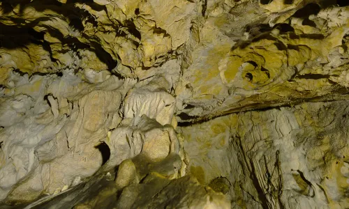 Da Kant a un vescovo-esploratore: il mistero delle grotte di Cesi continua tra scienza e avventura